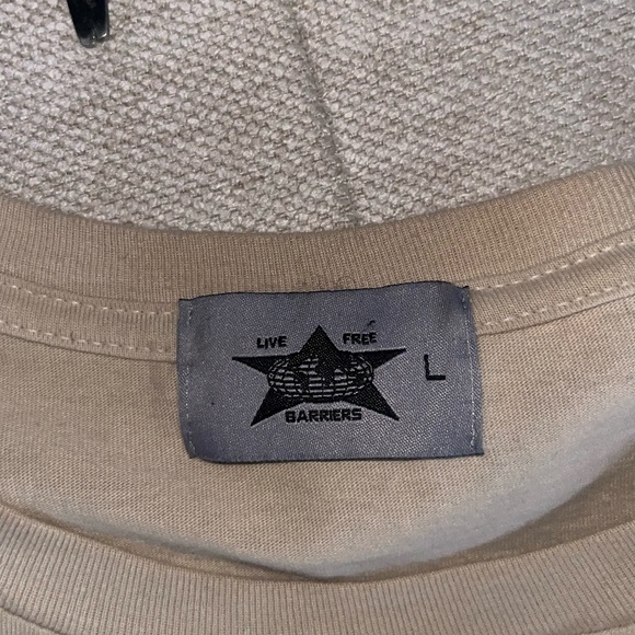 Barriers Jackie Robinson tee - Picture 3 of 3